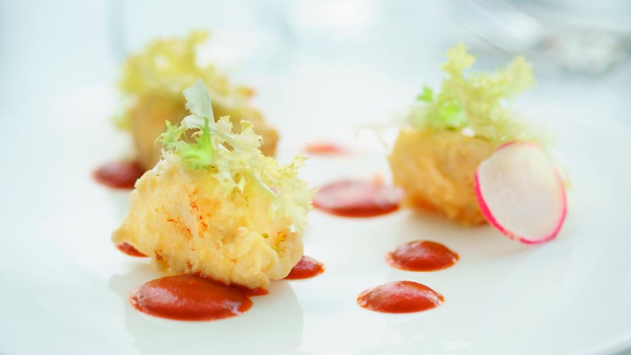 Holiday Inn Nola - Naples Vulcano Buono By Ihg Eksteriør bilde