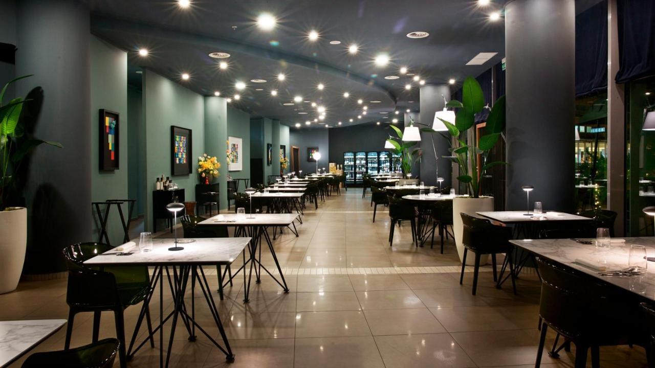 Holiday Inn Nola - Naples Vulcano Buono By Ihg Eksteriør bilde
